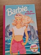 Barbie boekenclub Barbie en de dolfijnen, Ophalen of Verzenden, Zo goed als nieuw, Fictie