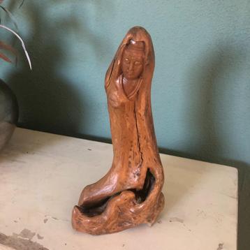 Prachtig handgesneden houten beeld van Guanyin beschikbaar voor biedingen