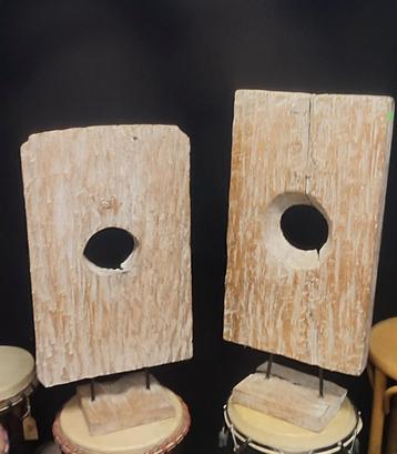 Mooie grote en zware houten decoratie op voet - IZGS beschikbaar voor biedingen