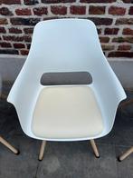 4 Witte eetkamerstoelen zgan €50.00 per stuk, Ophalen, Zo goed als nieuw, Wit, Kunststof