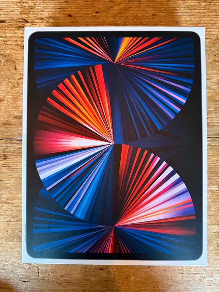 iPad Pro 12.9" 5e gen 1TB Wifi+4G + Magic Keyboard & Pencil, Computers en Software, Apple iPads, Zo goed als nieuw, Apple iPad Pro