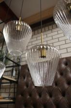 Sfeervolle 5 lichts hanglamp met geribbeld glas, Huis en Inrichting, Lampen | Hanglampen, Ophalen, Zo goed als nieuw, Glas
