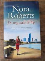 Nora Roberts de weg naar de top, Ophalen of Verzenden, Zo goed als nieuw