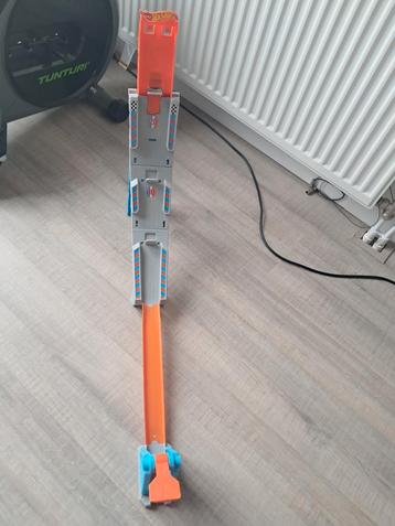 Hot Wheels Racebaan - Verticale Uitdaging! beschikbaar voor biedingen