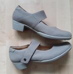 Hartjes  Lichtgrijs nubuck schoenen  mt 41  wijdte G in zeer, Kleding | Dames, Schoenen, Schoenen met lage hakken, Verzenden, Zo goed als nieuw