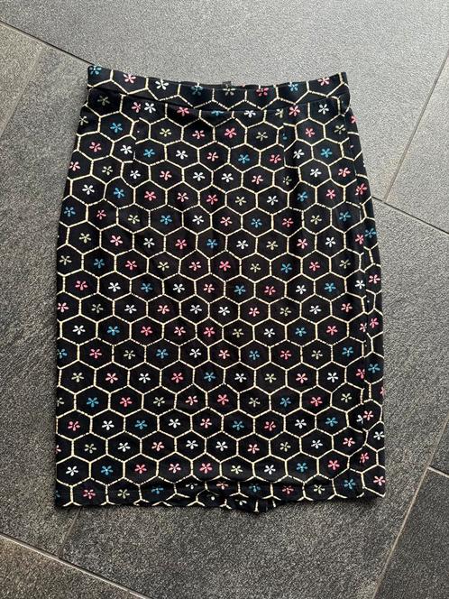 King Louie bloemenprint midi rok, Kleding | Dames, Rokken, Zo goed als nieuw, Maat 36 (S), Zwart, Onder de knie, Ophalen of Verzenden