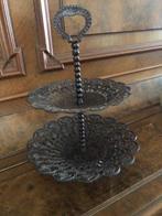 Brocante metalen opengewerkte etagere, Ophalen of Verzenden