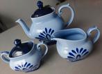 Royal Sphinx – Handbeschilderde blauw-witte theeset, Antiek en Kunst, Antiek | Keramiek en Aardewerk, Ophalen of Verzenden