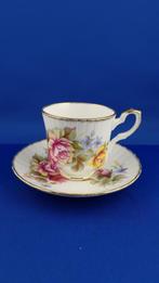 Royal Stafford kop en schotel, roze bloemen (2) 6A2