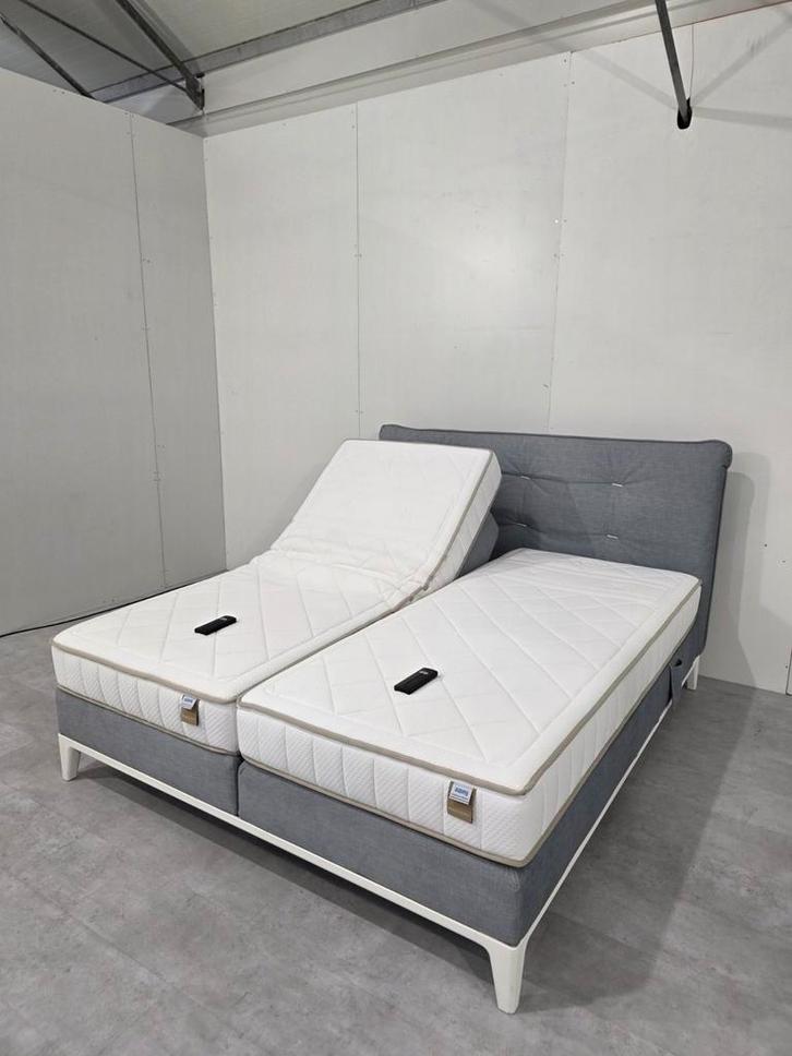 Auping Criade Boxspring 180x200 Electrisch M1, Huis en Inrichting, Slaapkamer | Boxsprings, Zo goed als nieuw, 180 cm, Tweepersoons