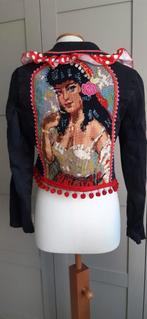 Uniek Spaans jasje!  MaatM, Ophalen of Verzenden, Zo goed als nieuw