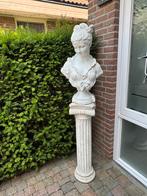 TE KOOP betonnen zuilen 2 stuks / 2 maten + borstbeeld, Ophalen, Zo goed als nieuw