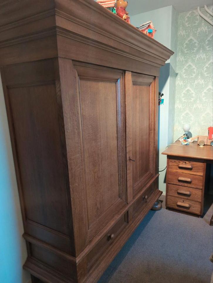 Oude eiken grote kast gaat uit elkaar, Huis en Inrichting, Kasten | Kledingkasten, Gebruikt, 150 tot 200 cm, 150 tot 200 cm, 50 tot 75 cm