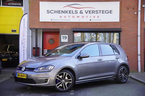 Volkswagen Golf 1.4 TSI GTE Connected Series / Panoramadak /, Auto's, Volkswagen, Bedrijf, Te koop, Golf, ABS, Airbags, Airconditioning