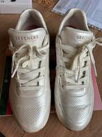 Skechers maat 40 parelmoer, Kleding | Dames, Schoenen, Ophalen of Verzenden, Zo goed als nieuw, Sneakers of Gympen