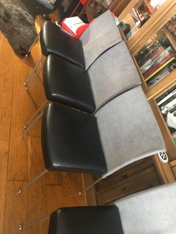 Nieuw bekleedde designer stoelen 3 stuks Tonon