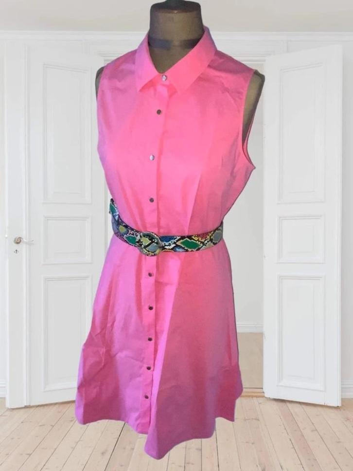 Jurk K-Design xl 95 euro, Kleding | Dames, Jurken, Zo goed als nieuw, Maat 46/48 (XL) of groter, Roze, Onder de knie, Verzenden