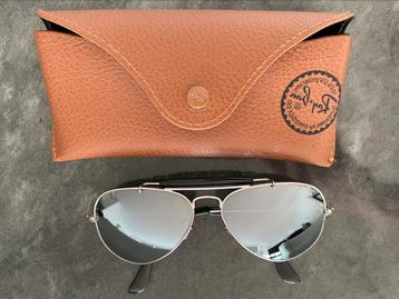 Ray-Ban zonnebril beschikbaar voor biedingen
