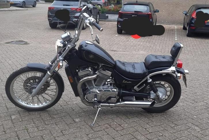 Suzuki Intruder VS750, Motoren, Motoren | Suzuki, Particulier, Chopper, meer dan 35 kW, 2 cilinders, Motorrijbewijs A, Cardan-aandrijving