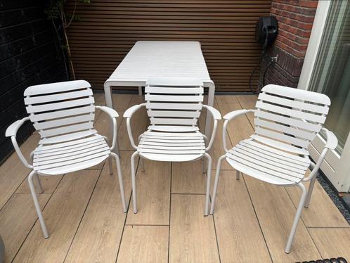 Zuiver Vondel Clay Stoel met armleuning (prijs per stuk), Tuin en Terras, Tuinstoelen, Zo goed als nieuw, Aluminium, Ophalen