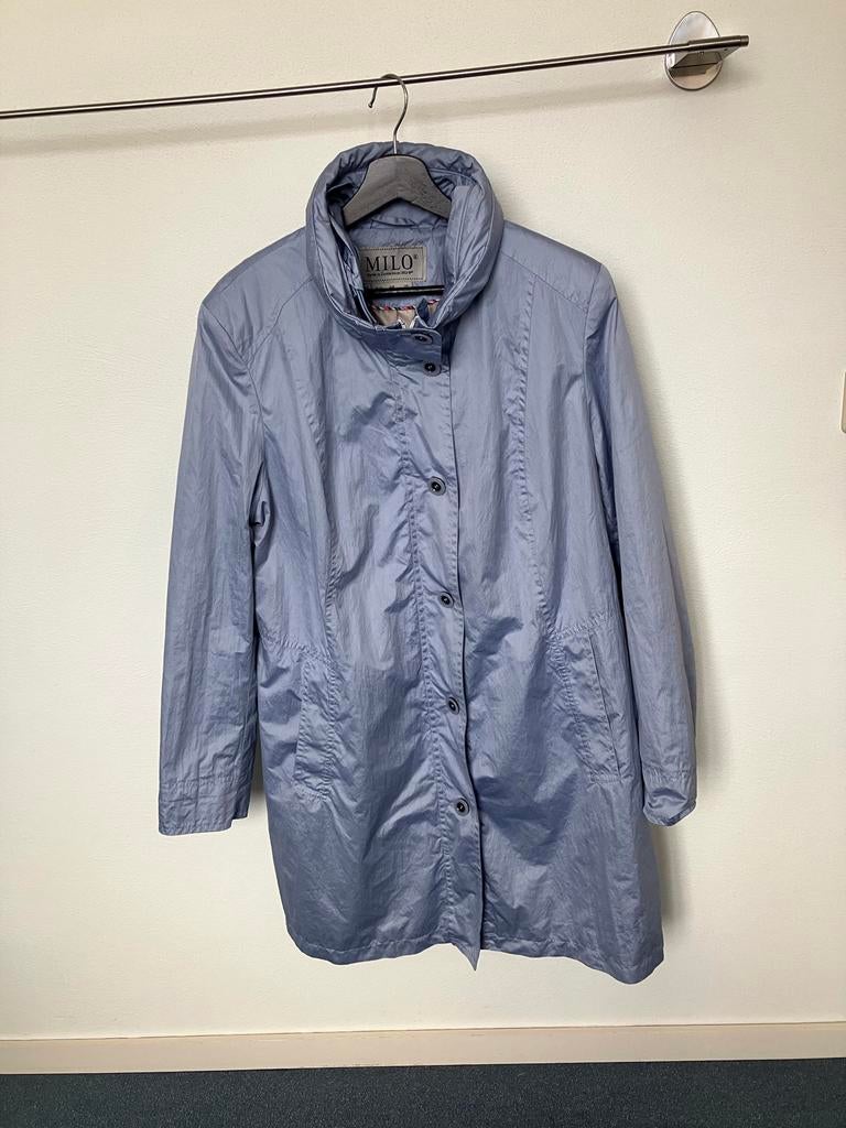Mooie blauwe jas van Milo - Maat 46, Ophalen of Verzenden, Gedragen, Maat 46/48 (XL) of groter, Blauw