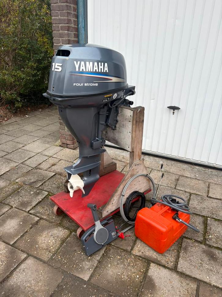 Yamaha 15 pk 4 takt korstaart buitenboordmotor boot motor., Watersport en Boten, Buiten- en Binnenboordmotoren, Gebruikt, Benzine
