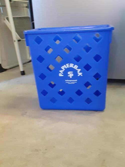 Papier krat papierbak, Huis en Inrichting, Woonaccessoires | Prullenbakken, Gebruikt, Kunststof, Minder dan 50 cm, minder dan 10 liter
