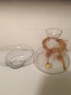 Tk grote glazen vaas op glazen onderschaal, Gebruikt, Overige kleuren, Ophalen of Verzenden, Glas