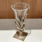 Epergne Foatglas Vaasje, gedecoreerde messing standaard., Ophalen of Verzenden