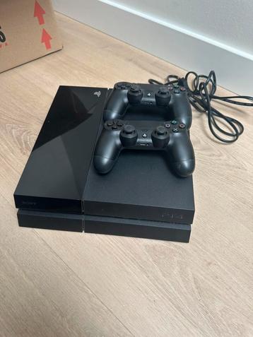 PlayStation 4 met 12 spellen beschikbaar voor biedingen