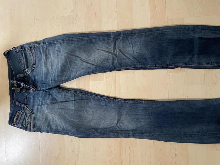 LTB Jonquil maat 27 - 32, Kleding | Dames, Spijkerbroeken en Jeans, Gedragen, W27 (confectie 34) of kleiner, Blauw, Ophalen of Verzenden