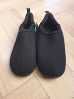 Snug Leaves pantoffels | unisex | maat 44-45 | nieuw, Kleding | Heren, Schoenen, Zwart, Nieuw, Ophalen of Verzenden, Pantoffels of Sloffen