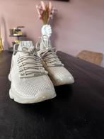 Steve Madden strass beige schoenen maat 38, Kleding | Dames, Schoenen, Ophalen of Verzenden, Zo goed als nieuw, Beige, Sneakers of Gympen