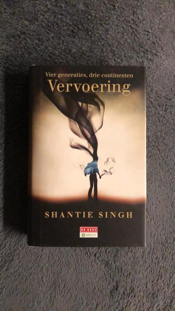 Shantie Singh - Vervoering, Boeken, Literatuur, Zo goed als nieuw, Ophalen of Verzenden