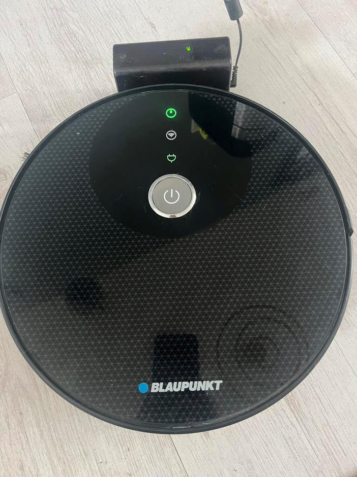 Robotstofzuiger, Witgoed en Apparatuur, Stofzuigers, Zo goed als nieuw, Robotstofzuiger, 1200 tot 1600 watt, Reservoir, Ophalen of Verzenden