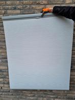 2x plisse gordijnen verduisterend met grijs en witte zijde, Doe-het-zelf en Verbouw, Rolluiken, Ophalen of Verzenden, Wit, Minder dan 100 cm