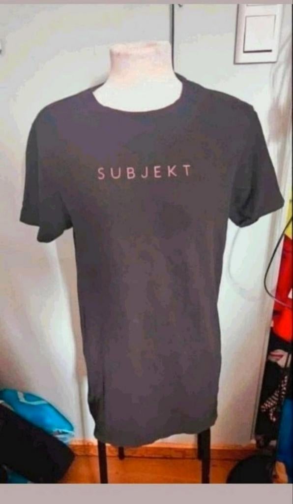Distrikt zwart t-shirt, Maat 48/50 (M), Zwart, Ophalen of Verzenden, Zo goed als nieuw