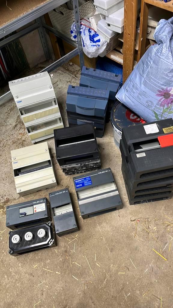 Diverse lege groepenkasten, Doe-het-zelf en Verbouw, Elektra en Kabels, Gebruikt, Overige typen, Ophalen of Verzenden