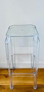 Transparante plexiglas (bar) kruk, Huis en Inrichting, Barkrukken, Ophalen, Kunststof, Gebruikt, 60 tot 90 cm
