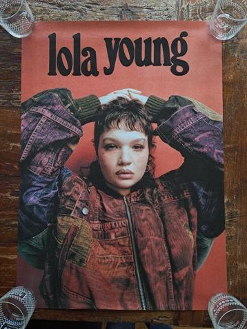 Poster Lola Young beschikbaar voor biedingen