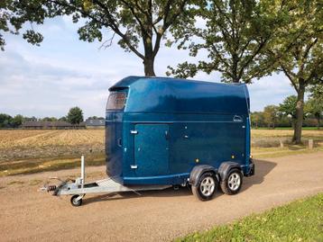 Bockmann 2 paards polyester trailer zadelkamer velgen beschikbaar voor biedingen