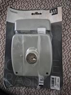 Oplegcilinderslot rechts draaiend nieuw Karwei, Ophalen of Verzenden, Nieuw, IJzer, Slot