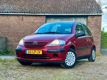 Citroën C3 1.4 I 2003 Rood beschikbaar voor biedingen
