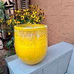 Stevige, helder geel geglazuurde pot, 29 cm. hoog., Ophalen, Rond, Nieuw, Tuin