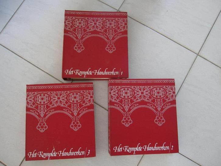 Diverse handwerkboeken, Hobby en Vrije tijd, Breien en Haken, Gebruikt, Breien of Haken, Overige typen, Ophalen