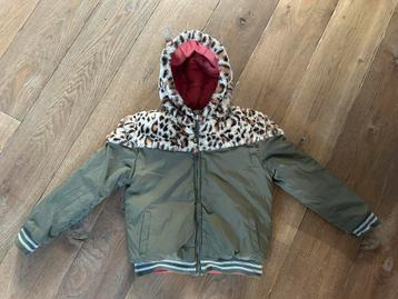 Orange starts winterjas maat 140-146: 2 kanten te dragen beschikbaar voor biedingen