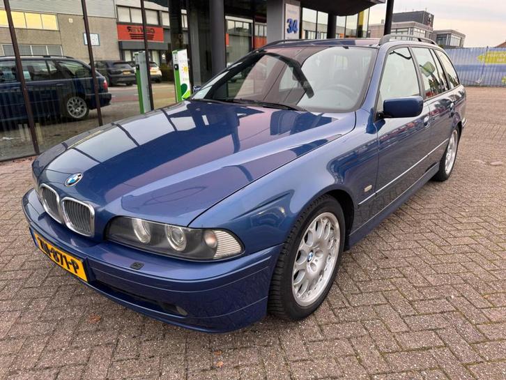 BMW 5-serie Touring 520i / Half leder / Trekhaak, Auto's, BMW, Bedrijf, Te koop, 5-Serie, ABS, Airbags, Airconditioning, Boordcomputer