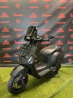 Vespa Sprint 2019 Brom! Notte Akrapovic Mono Zadel Garantie!, Overige modellen, Ophalen of Verzenden, Benzine