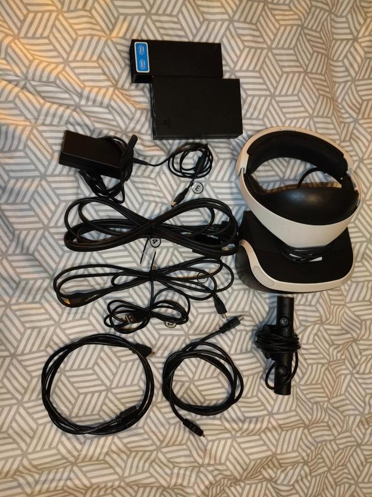 PS4 VR2 met kabels boekjes, Spelcomputers en Games, Virtual Reality, Zo goed als nieuw, Sony PlayStation, VR-bril, Ophalen of Verzenden