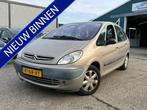 Citroën Xsara Picasso 2.0i-16V Différence 2 Aut | APK 12-0, Auto's, 1998 cc, 4 cilinders, 700 kg, Beige